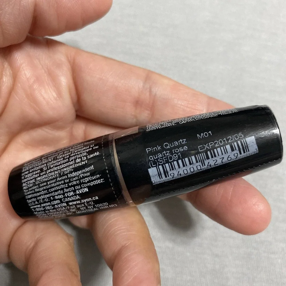 AVON Smooth Minerals Lipstick -‎ Pink Quartz READ